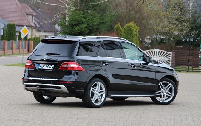 Mercedes-Benz ML cena 89900 przebieg: 207000, rok produkcji 2014 z Golub-Dobrzyń małe 232